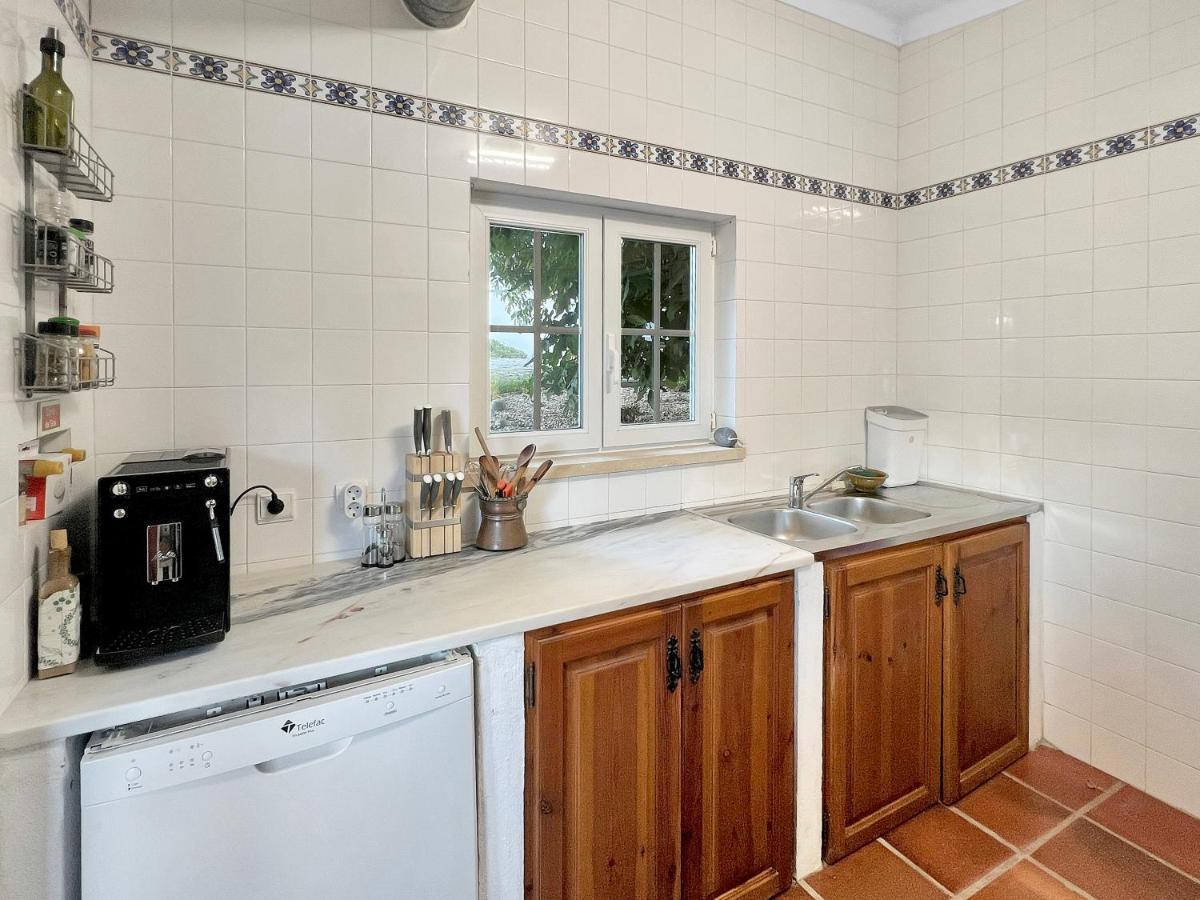 Quinta Mourada Bed & Breakfast Sao Bartolomeu dos Galegos e Moledo ภายนอก รูปภาพ